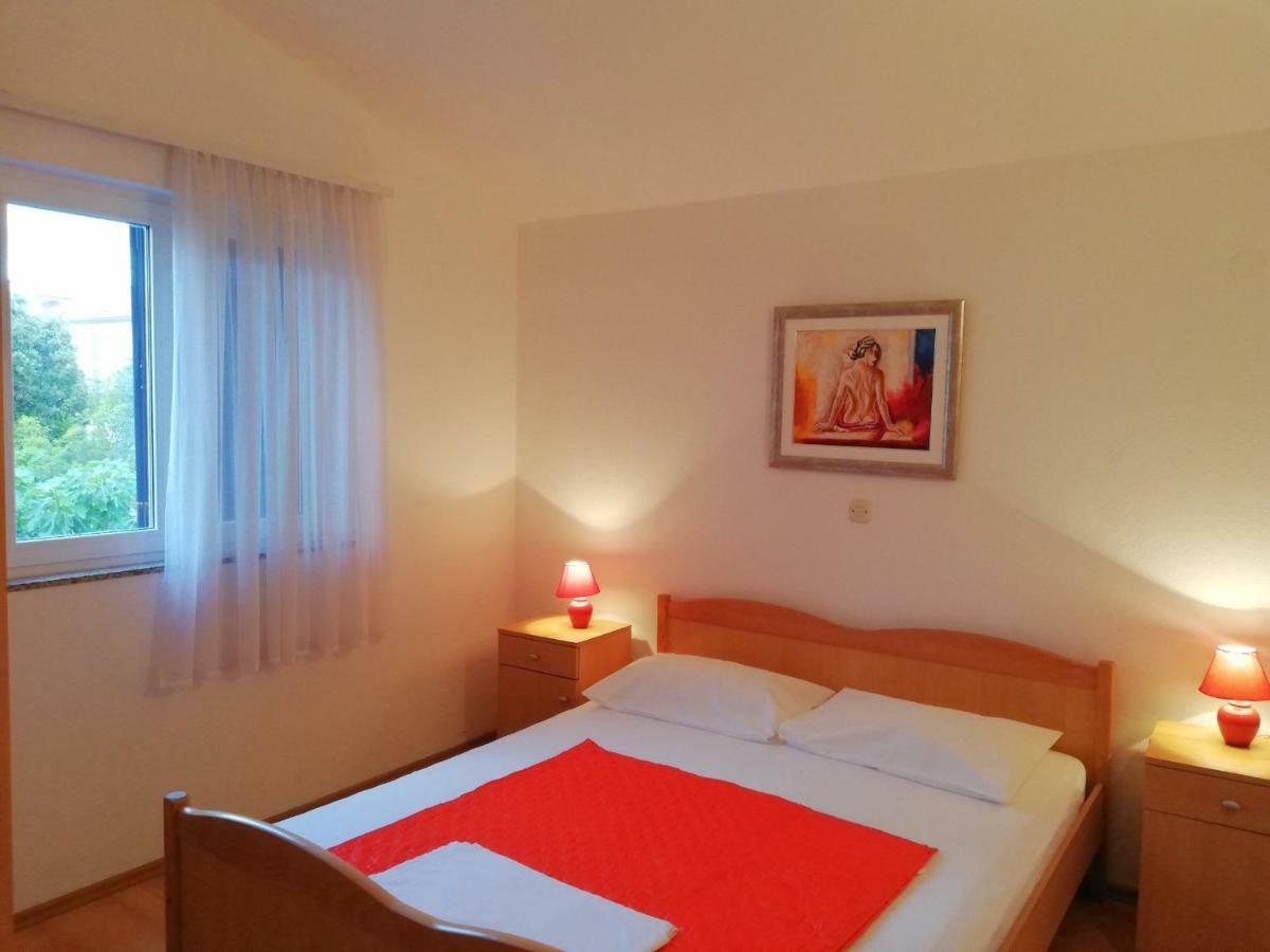Apartments Roko Lalin Pakoštane 外观 照片