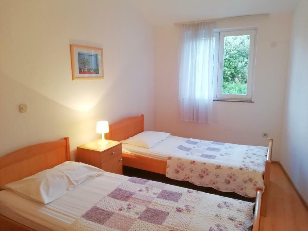 Apartments Roko Lalin Pakoštane 外观 照片