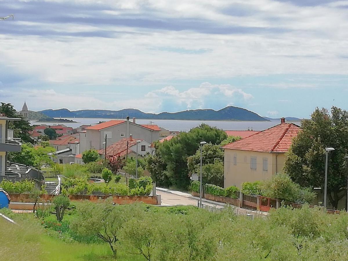 Apartments Roko Lalin Pakoštane 外观 照片